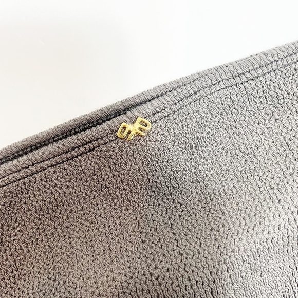 PILYQ BARCELONE SAND REEF TEENY GREY BIKINI BOTTOM ONLY LARGE BRAND NEW - Picture 8 of 8